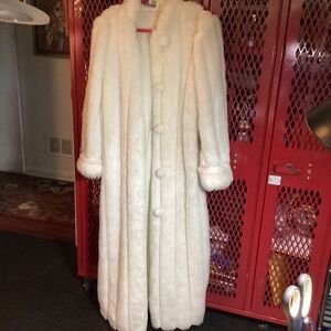 PERIPHERY. LEIGH KARMITZ. COAT or ROBE WHITE FULL LENGTH